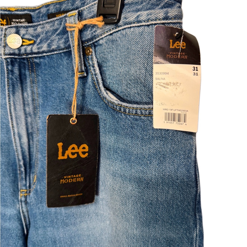 LEE Vintage Modern Hi-Rise Straight Leg Crop 31 NWT